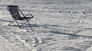 Independent Chair Takes Itself Skiing