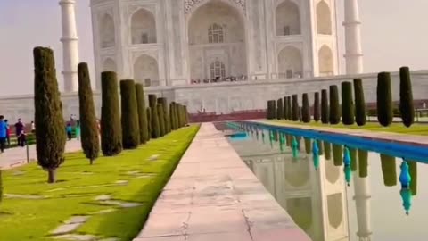 Tai Mahal India Very Beautiful place