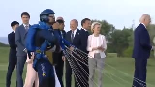 Biden missed the show at the G7 and is still waiting for the jumper.