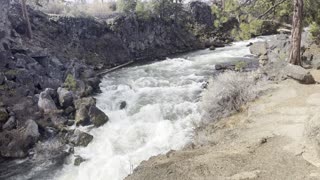 EPIC Dillon Falls Corridor – Deschutes River Trail – Central Oregon – 4K