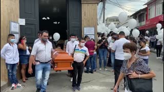 En Piedecuesta, despidieron a uno de los niños que falleció en el accidente en Santander