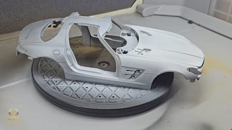 Restoration of toy car Mercedes SLS AMG