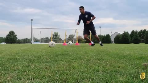 Full Individual Session - Soccer Drills For Strikers and Center Mids!