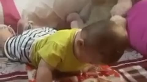 Baby enjoying with music!!