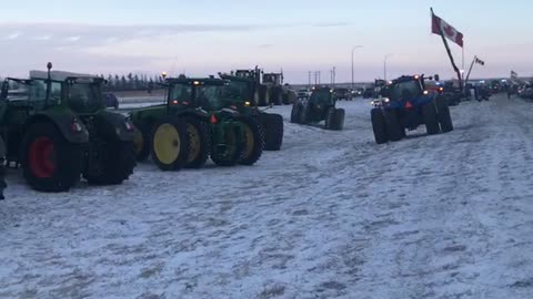 COUTTS #ALBERTA FREEDOM CONVOY U S A BORDER.