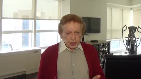 Comedian Jackie Mason on Mueller's 'sex problem'