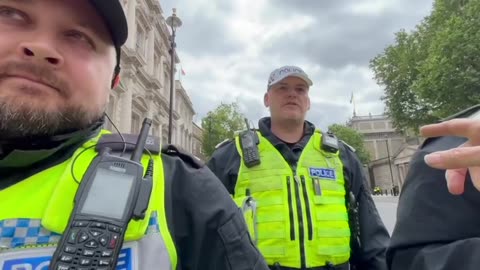 'LAWFARE' ROUND 2 WITH MET POLICE - BASED AMY TRYING TO GET TO THE RALLY! VIDEO 3