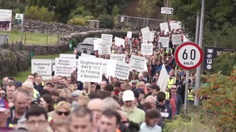 Up to 3000 people in second march at Oughterard as opposition grows