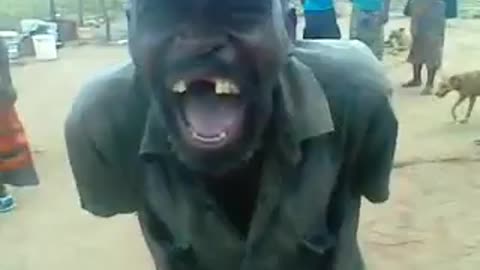 funny video_African Man laughing