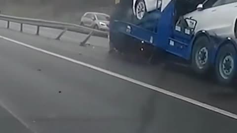 LORRY TYRE EXPLODES AND HITS ANOTHER CARS ON MOTORWAY