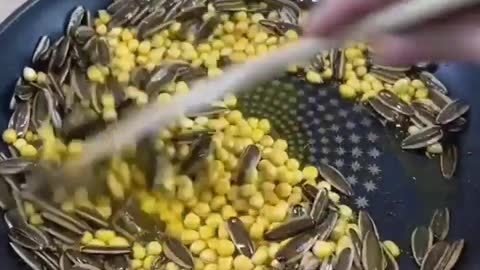 Popcorns & Sunflower Seed