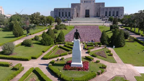 Droning the Louisiana State Capitol Garden of Flags