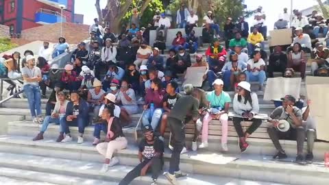 Cput Student gandering in Bellville as their protest continues