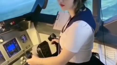 viral girl at aeroplane