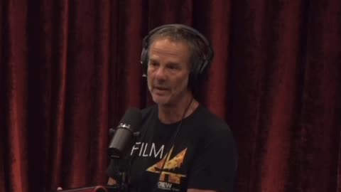 Joe Rogan and Peter Berg discuss the Creators of the Opioid Epidemic