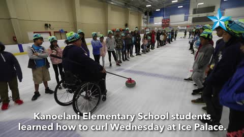 Olympic gold medalist and Paralympian teach Hawaii students how to curl