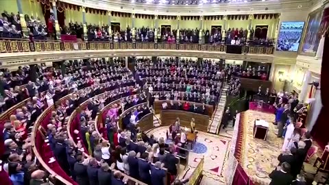 Spanish princess swears allegiance to constitution