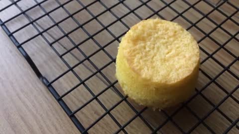 Keto Recipe: Keto Sponge Cake
