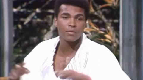 Mohammad Ali Talks About Encounter With UFO in 1973