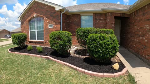 Flower Bed Time Lapse!!! My Summer Project to upgrade my front yard. Super hot outside.