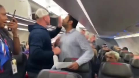 Man arrested threatening to “take this plane down” on American Airlines | Check Description