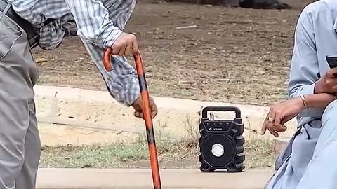 Old man Break dancing #Breaking news