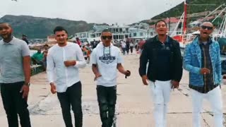 Nuwe boy band hits Cape streets