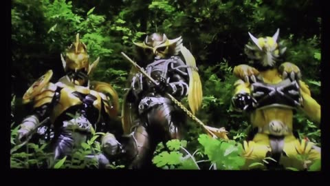 "Kamen Rider Hibiki: The Seven Senki" The warriors gather!