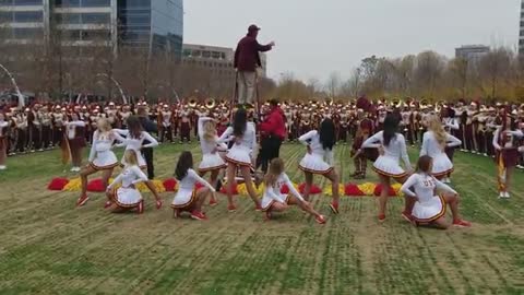 Tusk performed by USC Marching Band at battle of the bands