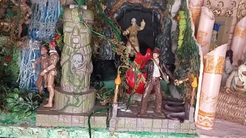 Indiana jones action figure diorama toy playset