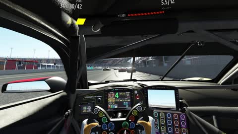 VR Footage of Short Track Race