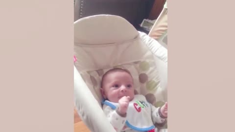 3 weeks-old baby surprisingly imitate what his Mom says