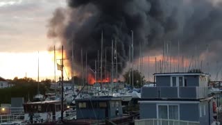 Massive explosion at chemical factory in UK Marina