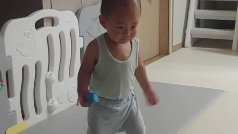 baby dancing machine