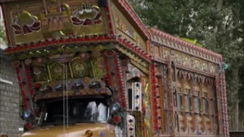 Art Trucks: An Integral Part Of Pakistani Culture