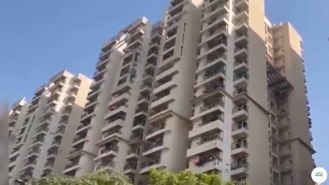 Flats for Sale in Gaur City 5th Avenue Greater Noida