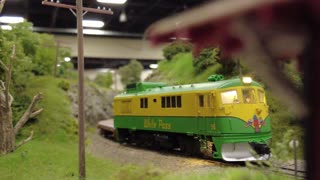 HON3 White Pass Diesel Locomotive 90 Pulling A Train At The Hickory Train Show 4-2-22