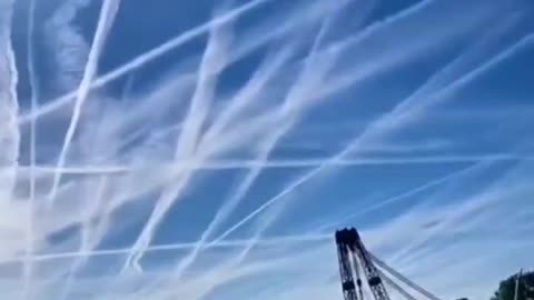 CHEMTRAIL NIGHTMARE FILLS NETHERLANDS SKY. PAYBACK FOR RESISTING THE NEO GREAT RESET?