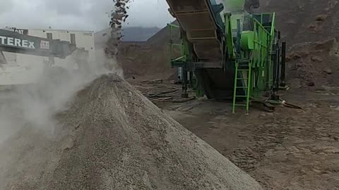 SAND CRUSHER - ROCKY 600 V2 - 2 of 7