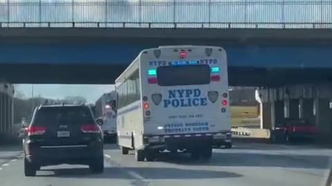 Huge lines of NYPD 🤩enroute to DC!