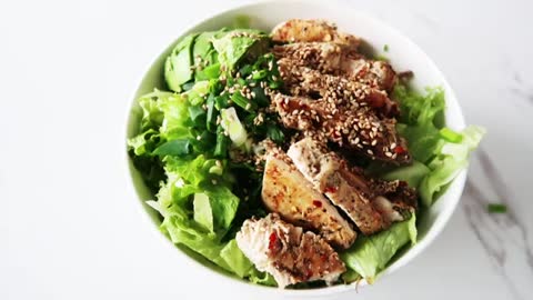 AVOCADO CHICKEN SALAD (Low Carb & Gluten-Free Salad Recipe)