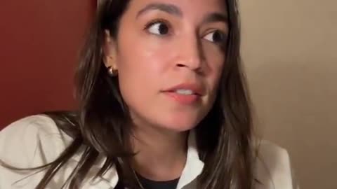 AOC says Trump is a “racist and a neo-nazi”