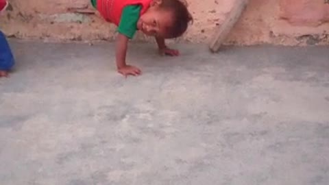 Poor little baby exercises 😘
