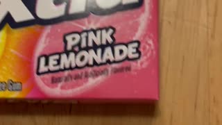 Extra Pink Lemonade Gum