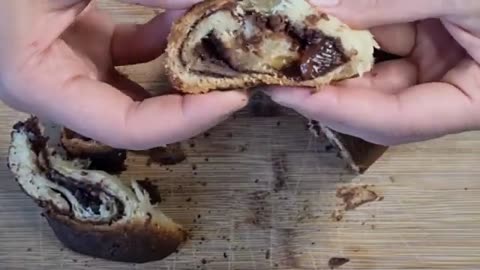 Pull apart walnuts bread Romanian sweet bread