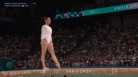 Suni lee perseveres after taking a fall in balance beam final paris olympics nbc sports