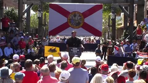 Based Gov. Ron DeSantis