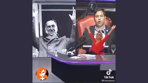 Periodista se mofa del Gobernador Socialista de Buenos Aires, Argentina y pregunta: Quién no tiene pelos en los huevos???