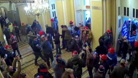 Jan 6 Protesters Enter The Capitol With NO Apparent Resistance