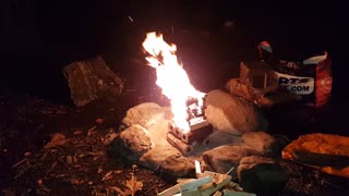 Campfire. Riverside wildcamping
